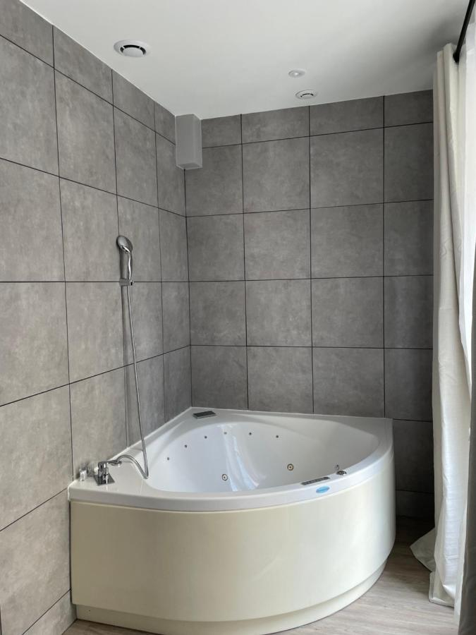 Ferienwohnung Les Bulles De Mona "Le 93" -Proximite Gare De Lyon- Exterior foto