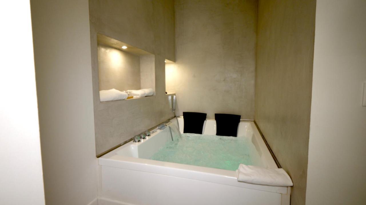 Ferienwohnung Les Bulles De Mona "Le 93" -Proximite Gare De Lyon- Exterior foto