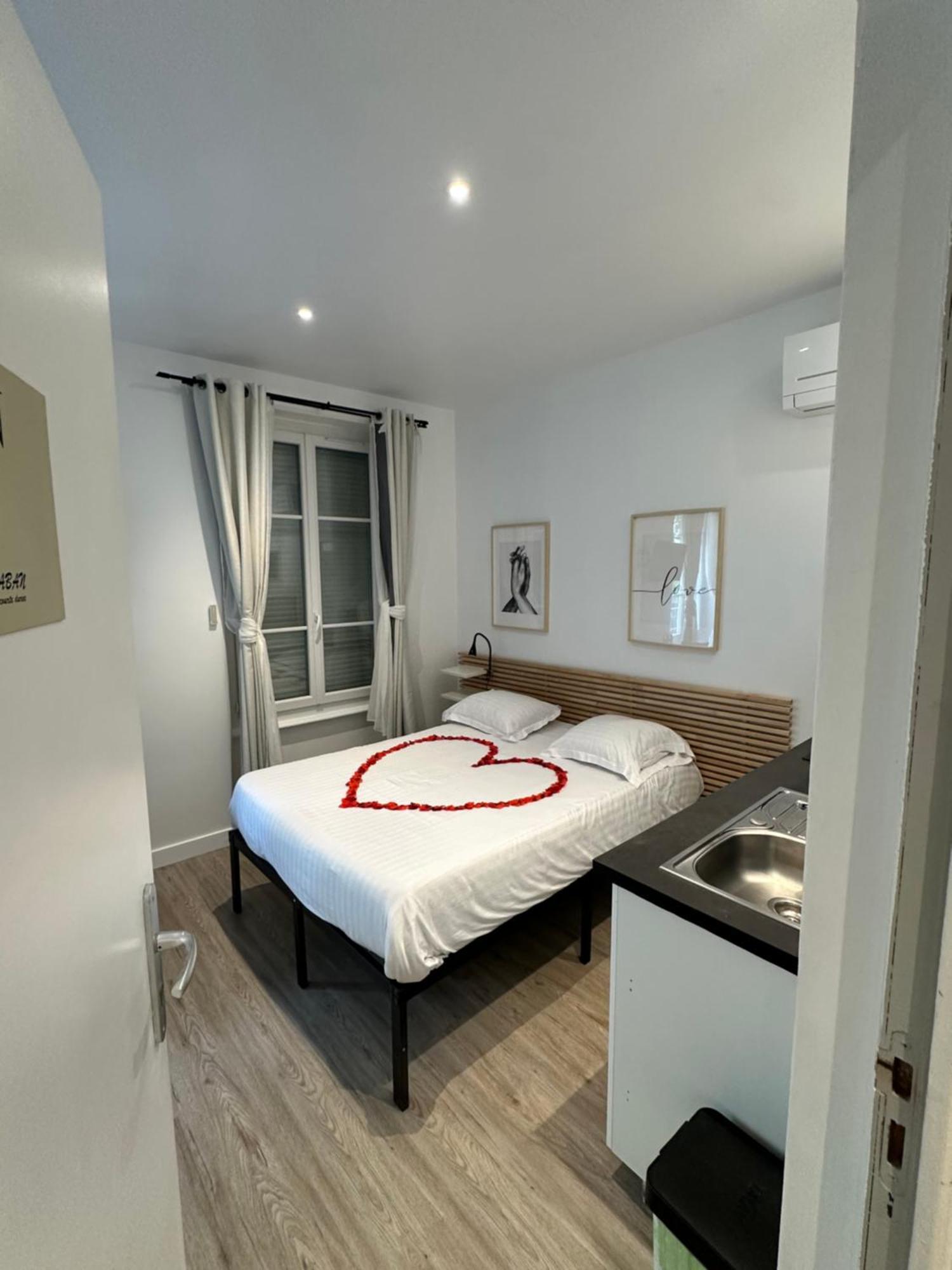 Ferienwohnung Les Bulles De Mona "Le 93" -Proximite Gare De Lyon- Exterior foto